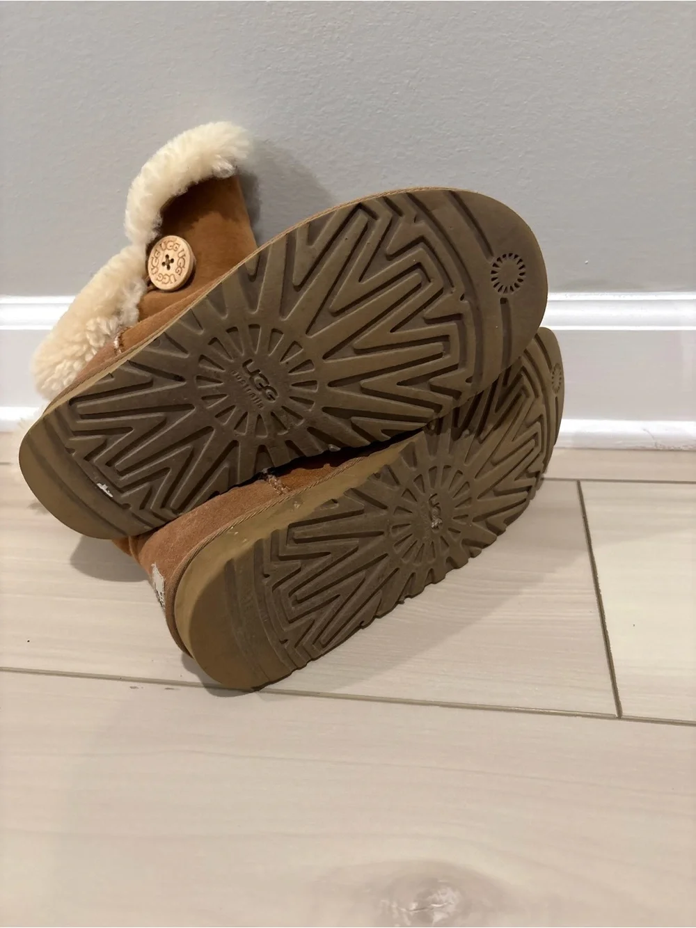 UGG Chestnut Suede Shearling Winter Boots
